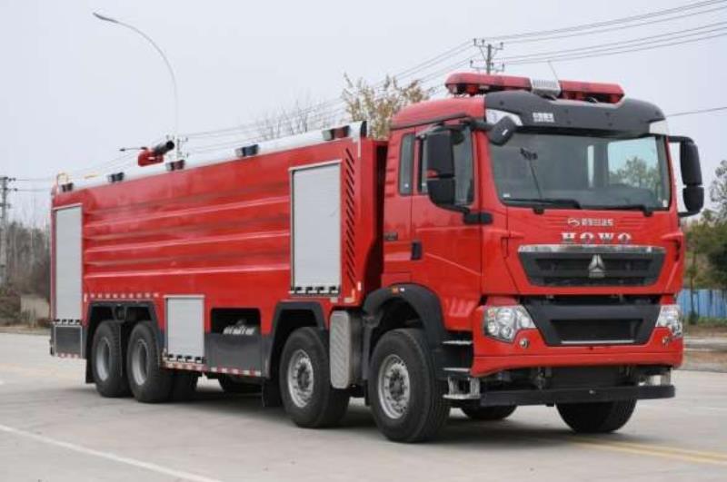 國六重汽豪沃前四后八24噸泡沫消防車